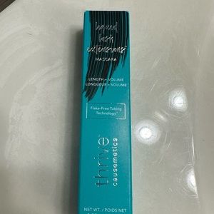 New in Box: Thrive Causemetics Liquid Lash Extensions Mascara